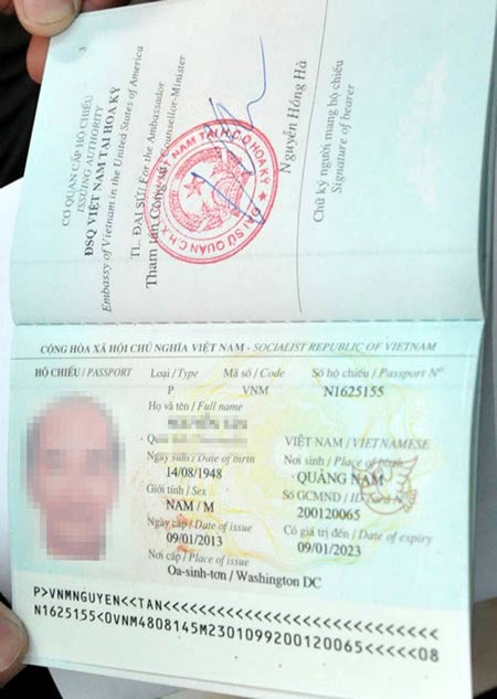 Hé lộ "đường dây" gạ Việt kiều chuyển "siêu xe" về nước - 2