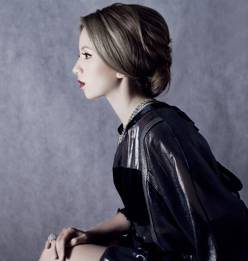 Hồ Mỹ Phương chân dài thẳng tắp - 3