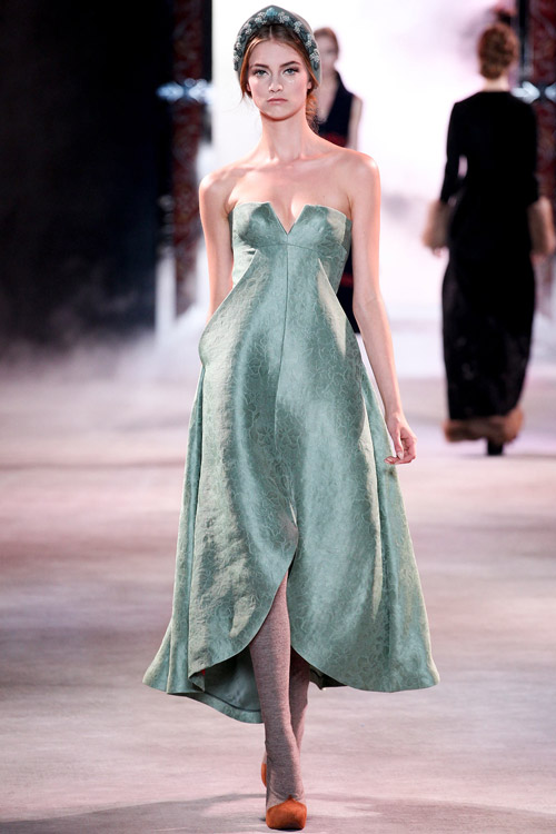 Cô gái Nga kiêu sa của Ulyana Sergeenko - 2