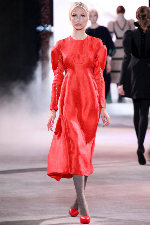 Cô gái Nga kiêu sa của Ulyana Sergeenko - 11