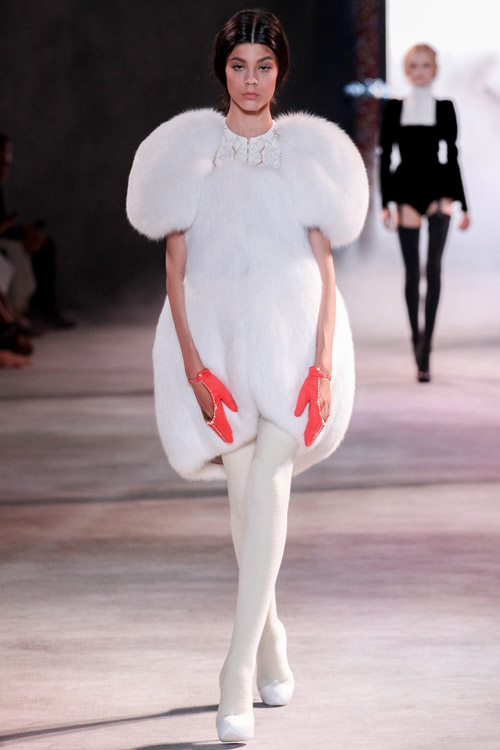 Cô gái Nga kiêu sa của Ulyana Sergeenko - 7