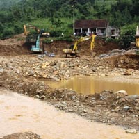 Tin tức trong ngày - Hỗn loạn vì tin đồn xuất hiện mỏ vàng