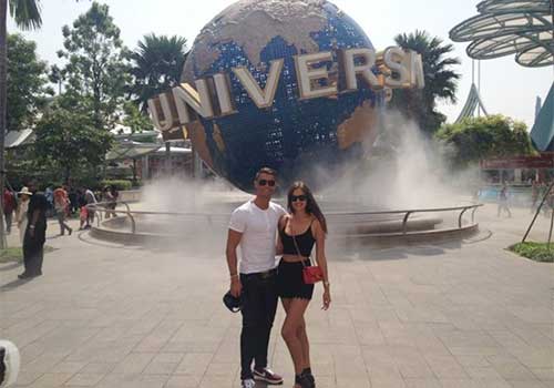 Ronaldo cùng bạn gái du hí Singapore - 5