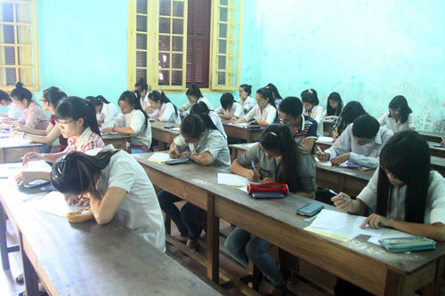 Sáng nay, thí sinh làm bài thi môn Toán - 15