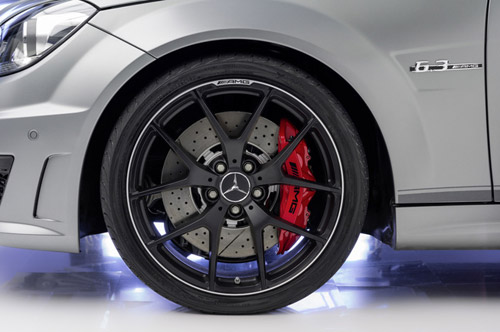 Mercedes ra giá hàng “nóng” C63 AMG 507 Edition - 9