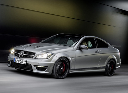 Mercedes ra giá hàng “nóng” C63 AMG 507 Edition - 2