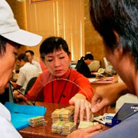 Tài chính - Bất động sản - NHNN lãi gần 5.000 tỷ từ bán vàng