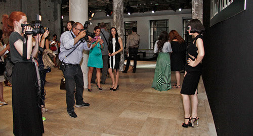 Đại diện Lý Nhã Kỳ lên tiếng vụ ảnh ghép - 3