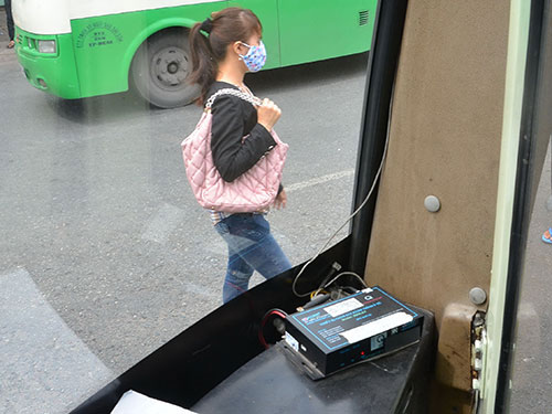 “Ôm cục tức” vì... hộp đen - 1