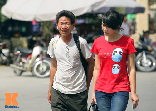 Sĩ tử đội nắng về quê, Hà Nội ùn tắc - 9