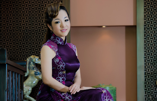 Thúy Nga, Hà Kiều Anh dịu dàng sắc tím - 4
