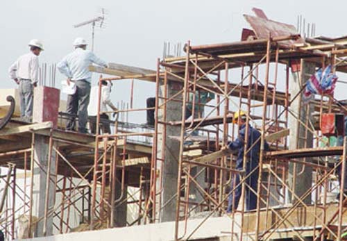 Cho nộp “tiền chuộc” vi phạm xây dựng? - 1