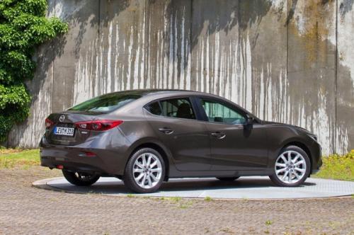 Mazda3 Sedan đời 2014 lộ diện toàn phần - 4