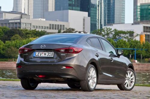 Mazda3 Sedan đời 2014 lộ diện toàn phần - 3