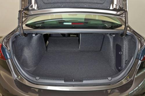Mazda3 Sedan đời 2014 lộ diện toàn phần - 3