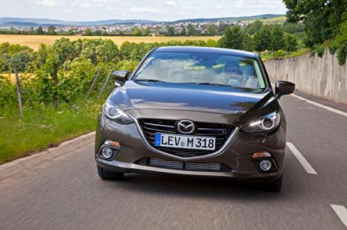Mazda3 Sedan đời 2014 lộ diện toàn phần - 4