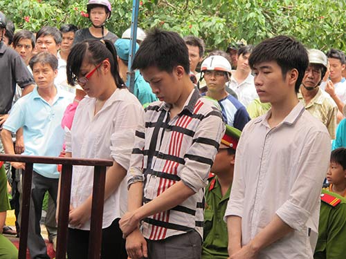 Đằng sau phiên xử băng cướp trẻ máu lạnh - 1