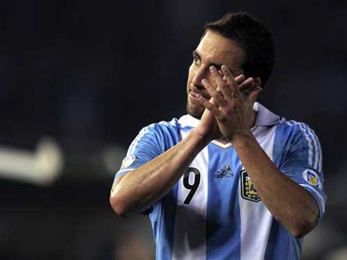 HOT: Arsenal sắp mất Sagna - 1