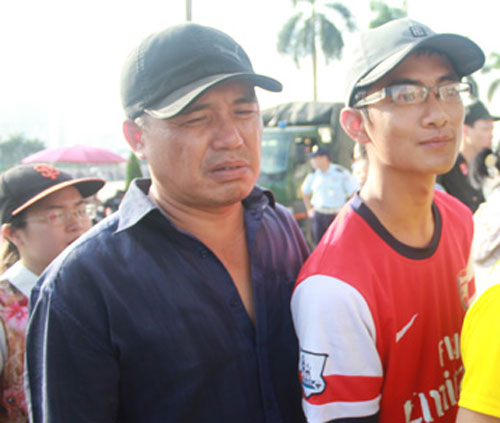 Vất vả săn vé trận Arsenal ở Mỹ Đình - 2