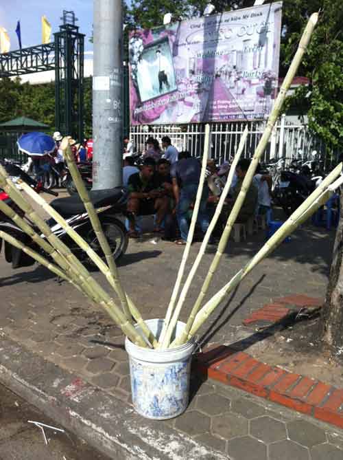 Dịch vụ ăn theo vé trận Arsenal cũng sốt - 2