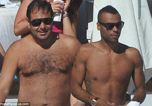 Sao Chelsea ăn chơi ở Marbella - 4