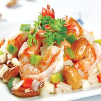 Ẩm thực - Hạnh nhân, hạt điều xào hải sản