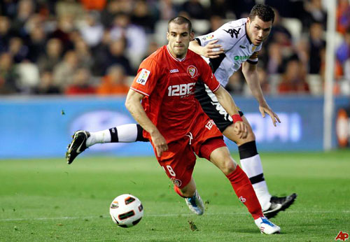 Hàng công Man City: Coi chừng rủi ro - 2