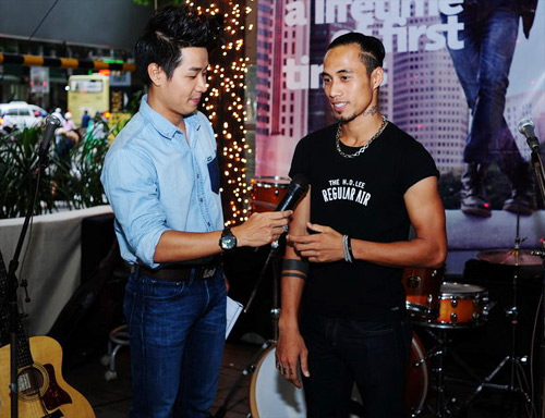 Phạm Anh Khoa cháy hết mình với rock - 7