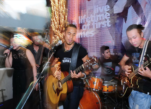 Phạm Anh Khoa cháy hết mình với rock - 5