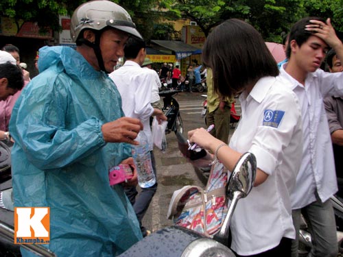 Hơn 600 nghìn thí sinh thi ĐH đợt 2 - 3