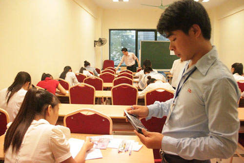 Hơn 600 nghìn thí sinh thi ĐH đợt 2 - 9