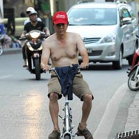 Tin tức trong ngày - Bộ Công an bỏ phạt “thả rông, nói tục"