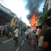 Tin tức trong ngày - Lại cháy nhà cổ ở Hội An