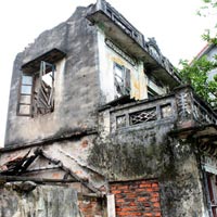 Tin tức trong ngày - Sập nhà hai tầng, 1 sinh viên thiệt mạng