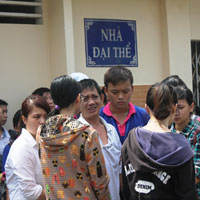 Tin tức trong ngày - 2 SV bị nước cuốn: Lời người thoát nạn