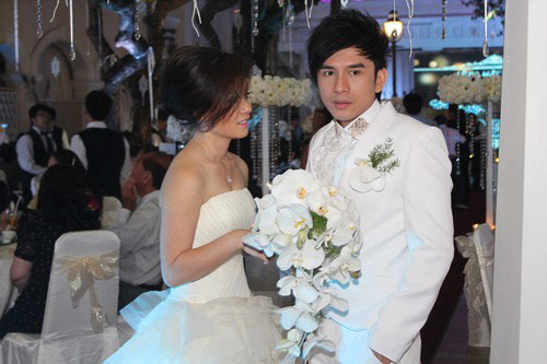 Đám cưới Đan Trường tại VN gây chú ý - 11