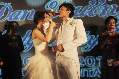 Đám cưới Đan Trường tại VN gây chú ý - 9