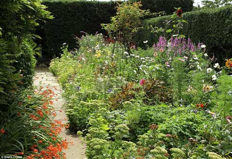 Biệt thự 5,5 triệu bảng Anh đẹp lộng lẫy - 7