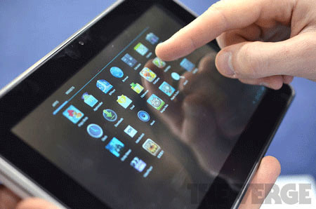 Sóc Trăng: Đại biểu HĐND được trang bị iPad - 1