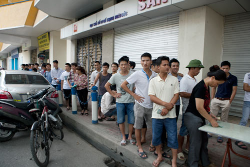 Bán vé trận Arsenal gặp "sự cố" vì phe vé - 1