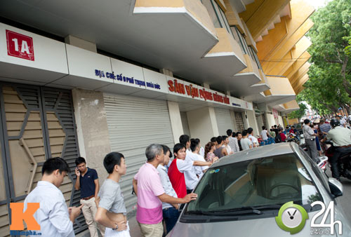 Bán vé trận Arsenal gặp "sự cố" vì phe vé - 3