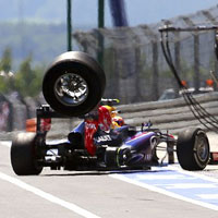 Thể thao - F1 rúng động sau vụ tai nạn ở German GP