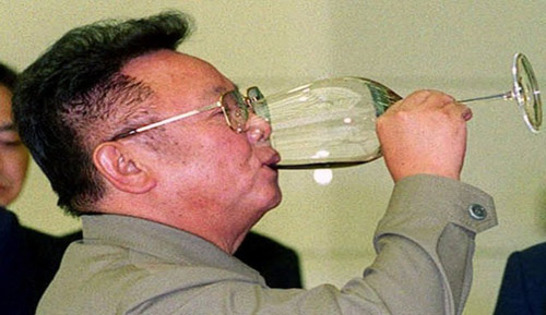 Kim Jong-il mua 25000 chai rượu ngoại mỗi năm - 1