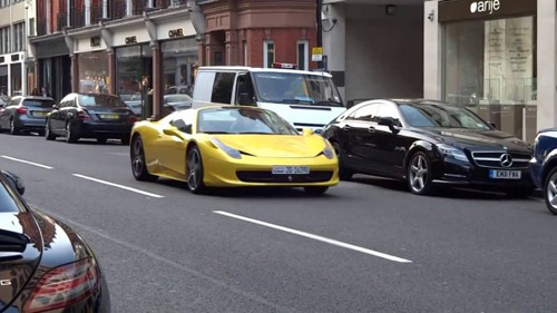 Siêu xe bị kỳ thị, tấn công ở London - 2