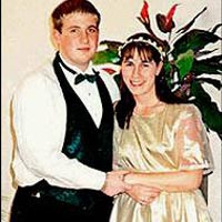 Người đàn bà dưới hình dạng nữ sinh (Kỳ 2)