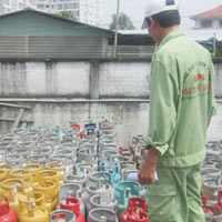 Thị trường - Tiêu dùng - Gas giả: Diệt mãi không hết