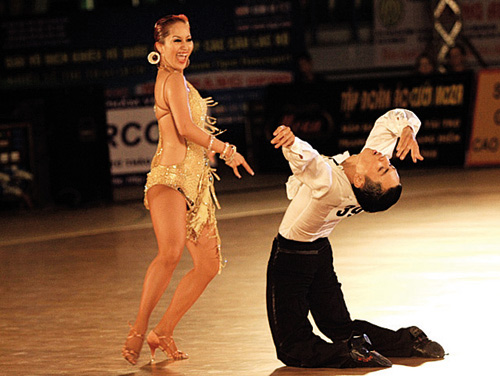 Vũ công Việt: Bớt mảng màu u ám - 2