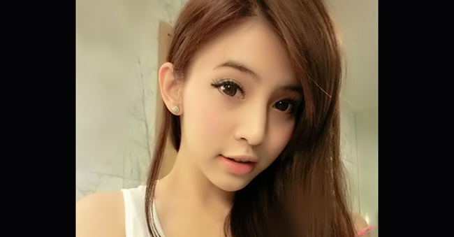 Chandaly Sitphaxay là một cô gái xinh đẹp từ Viêng Chăn, Lào. 
