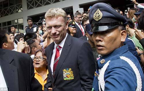 Rooney trở lại Anh vì chấn thương - 3