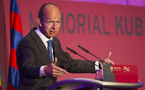 Pep chỉ trích Barca: Sự thật ẩn giấu - 2